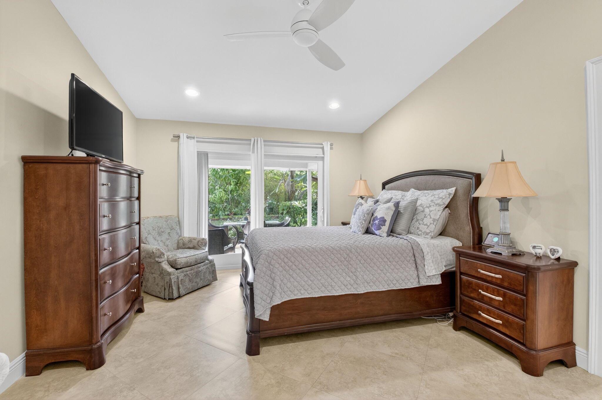 CAMEO WOODS CONDO - Residential