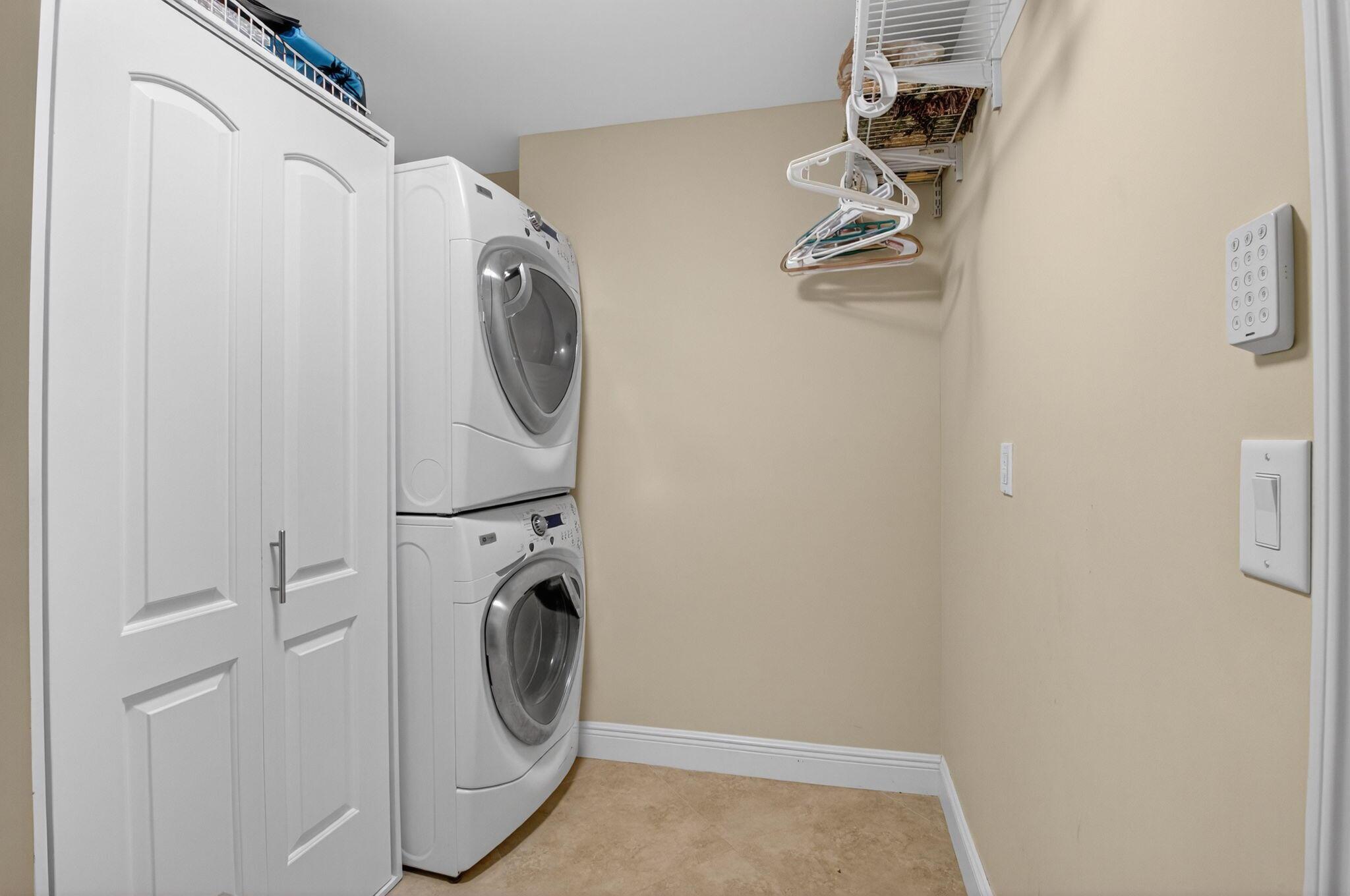 CAMEO WOODS CONDO - Residential