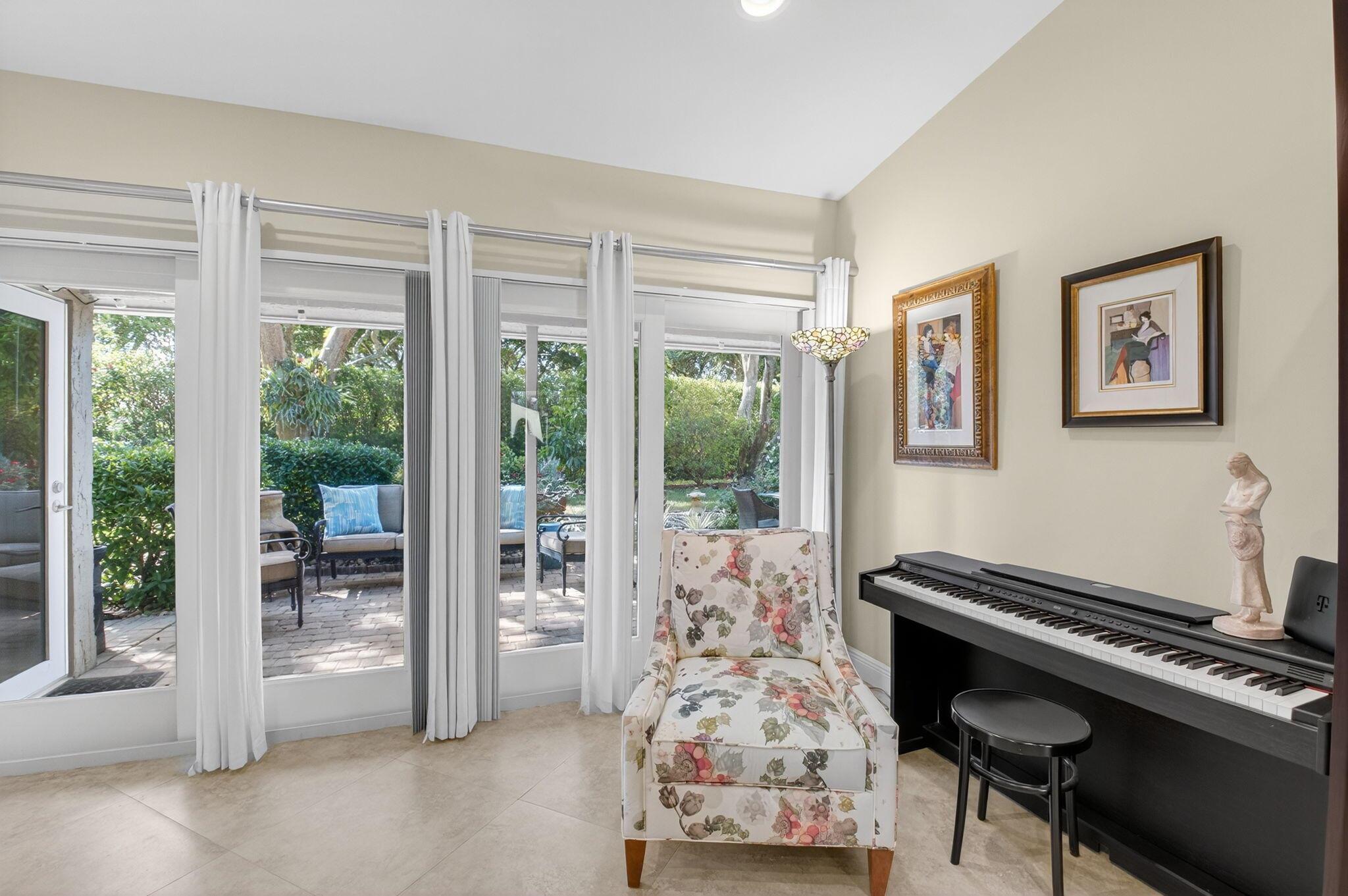 CAMEO WOODS CONDO - Residential