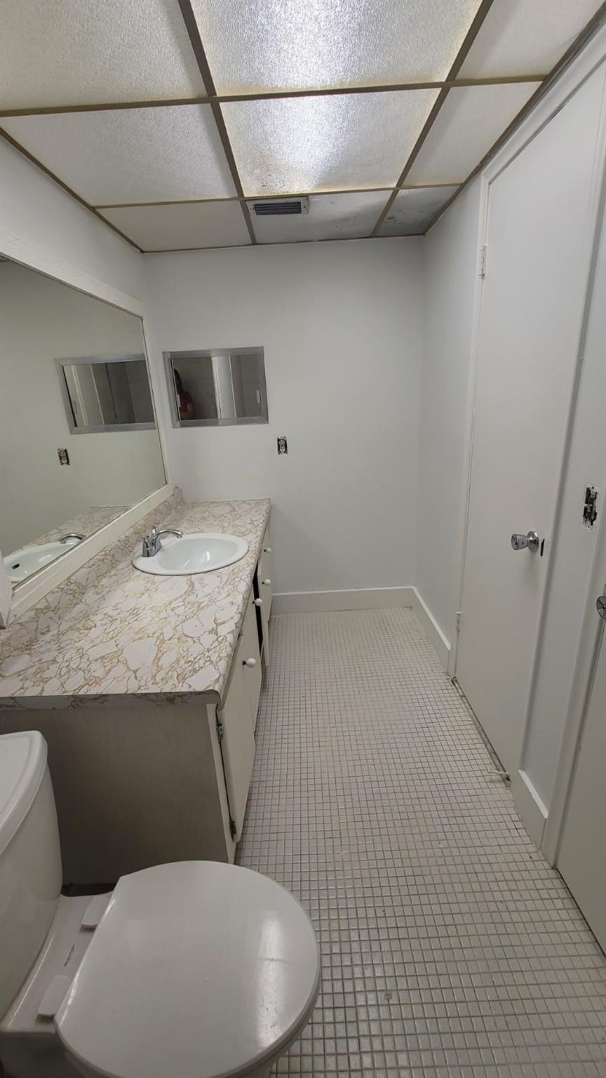 VILLAGE GREEN CONDO - Residential