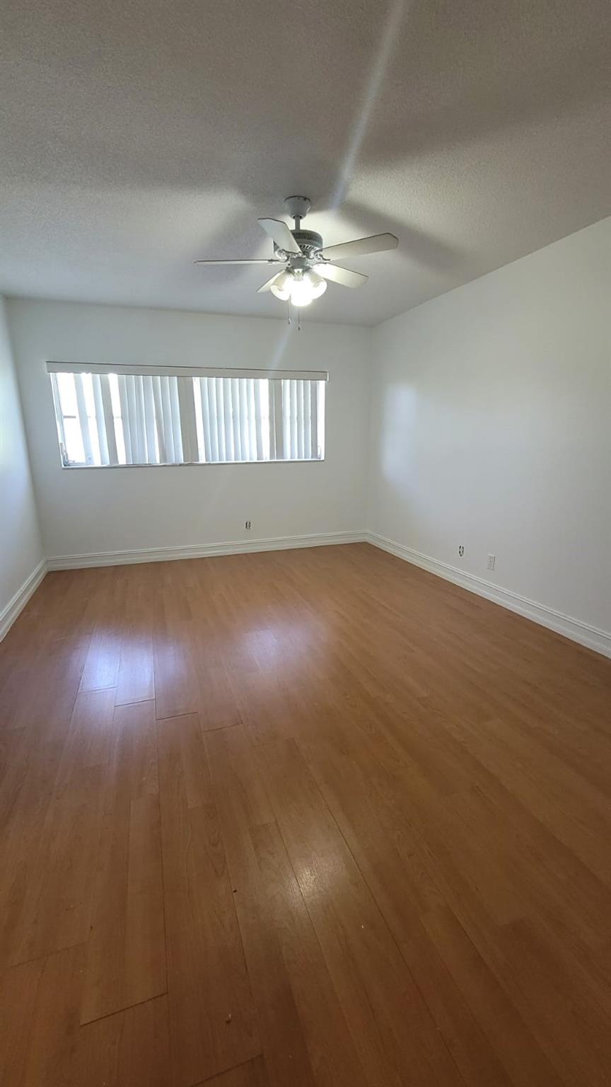 VILLAGE GREEN CONDO - Residential