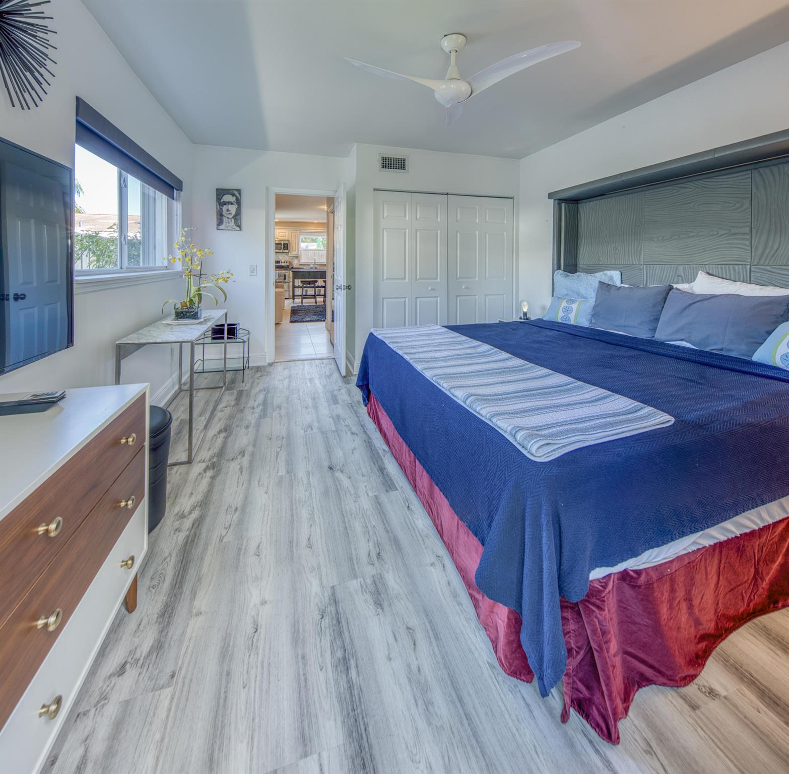 NORTH LAKE WORTH - Residential Lease