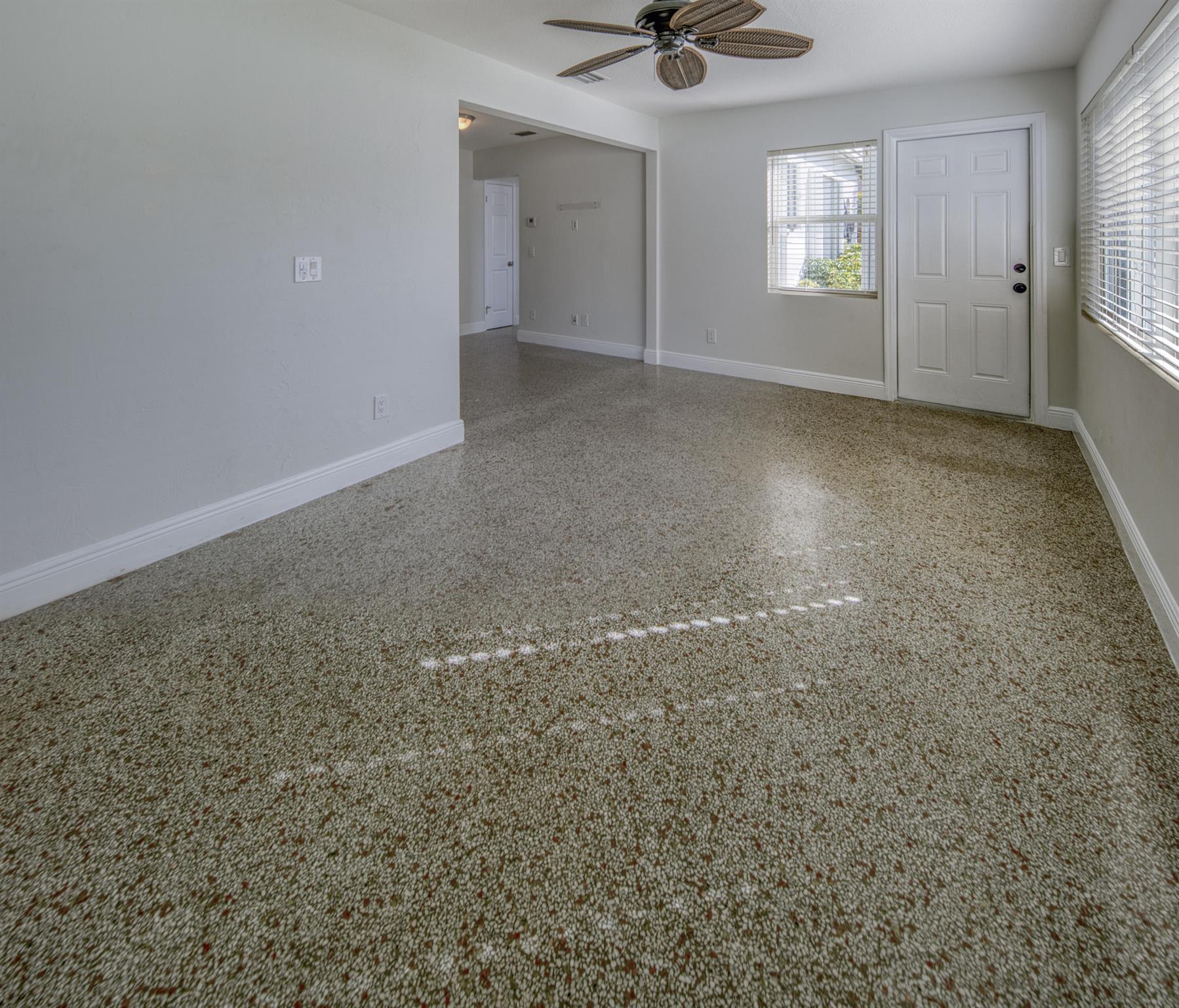 NORTH LAKE WORTH - Residential Lease