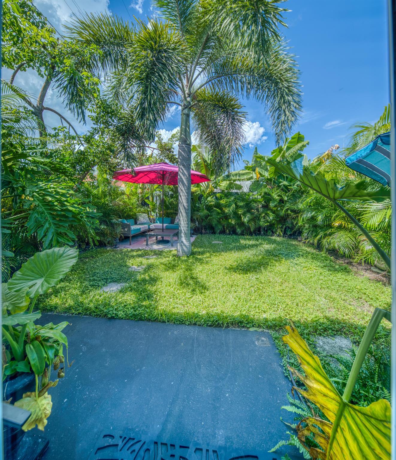 NORTH LAKE WORTH - Residential Lease