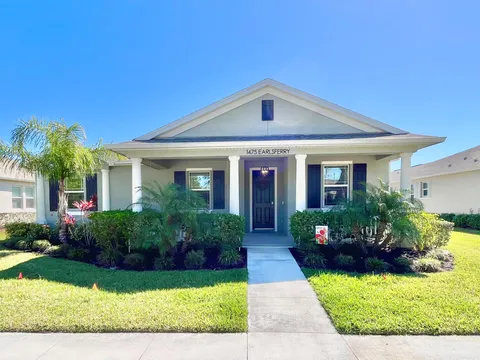 1475 Earlsferry Avenue, Vero Beach, FL MLS: R11073144