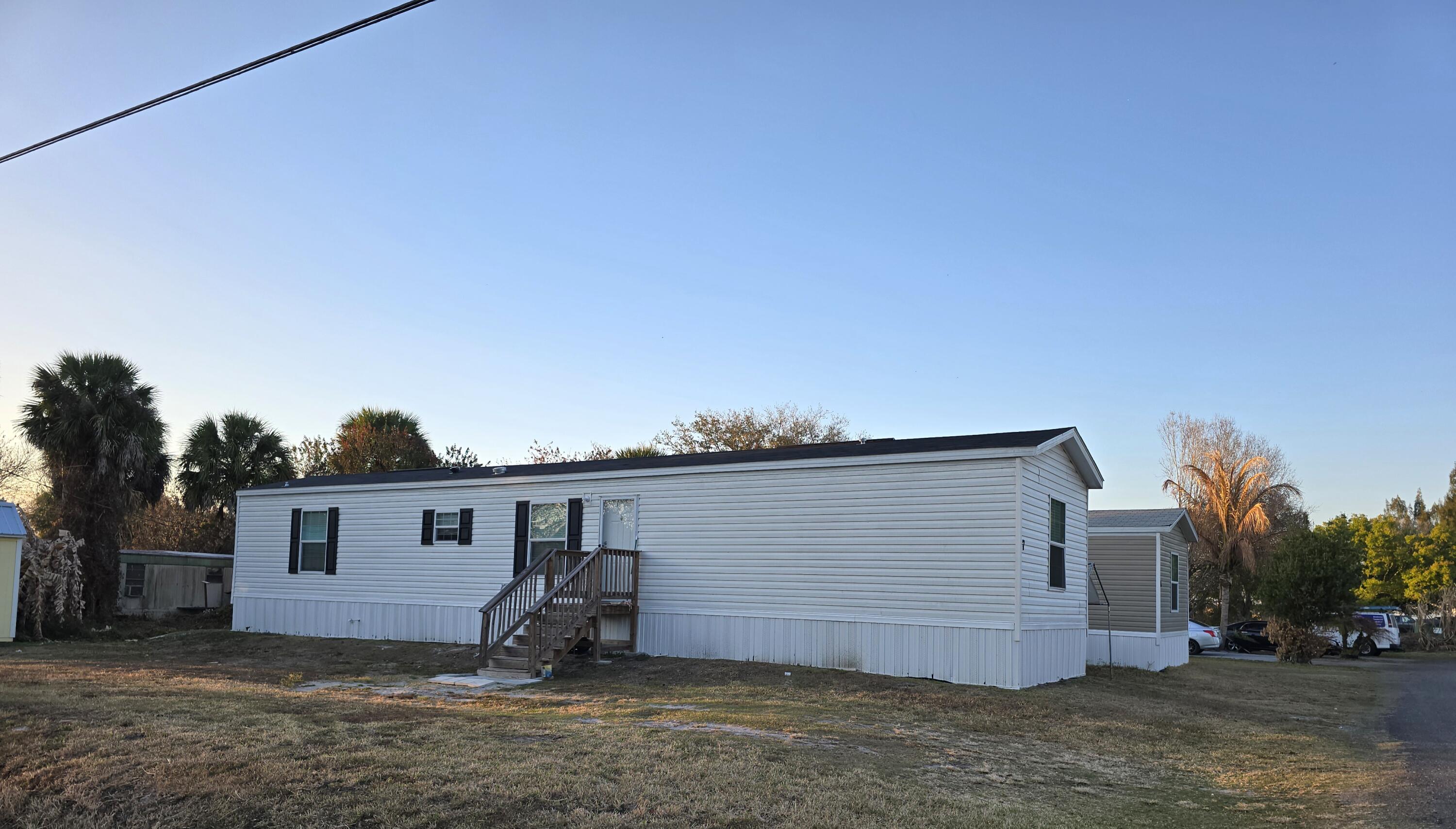 AN UNRECORDED SUBDIVISION - Residential Lease