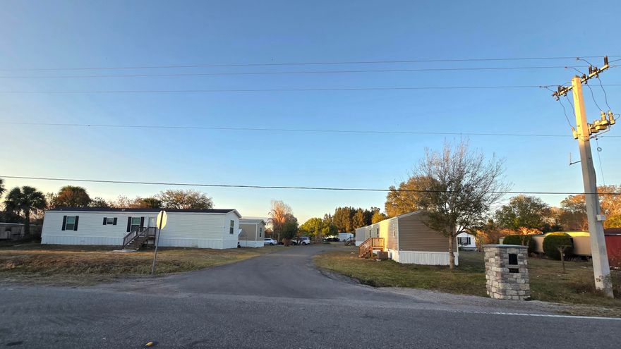 Rentals~Unit #6 available only. Located in a well-situated RV Park right in town, these Mobile Homes offer convenience and accessibility. Just minutes from, dining, gas station, downtown, and every amenities, with easy access to major U.S. highways for a smooth commute. Close to great local schools and only a short drive to beautiful Lake Okeechobee. Ideal for those seeking comfort, convenience, and a prime in-town location.