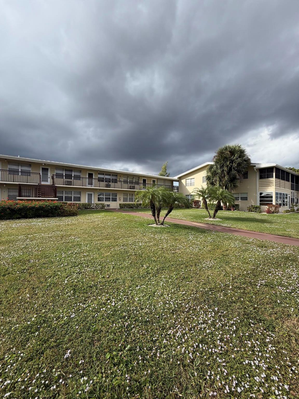 CENTURY VILLAGE WEST PALM - Residential Lease