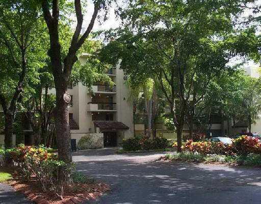 825 Egret Circle 206, Delray Beach FL 33444