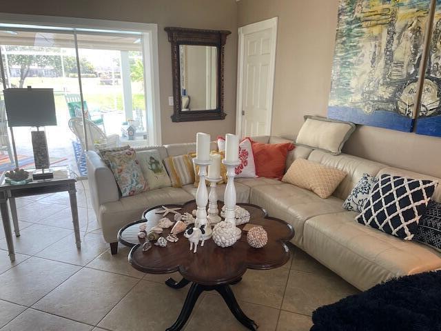 PORT ST LUCIE SECTION 11 - Residential