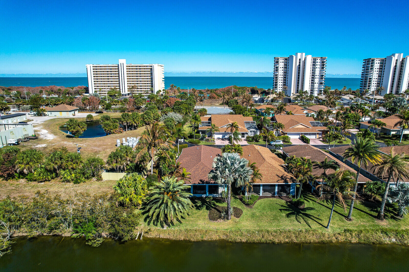 LAKESHORE AT SANDS, A CONDOMINIUM - Residential