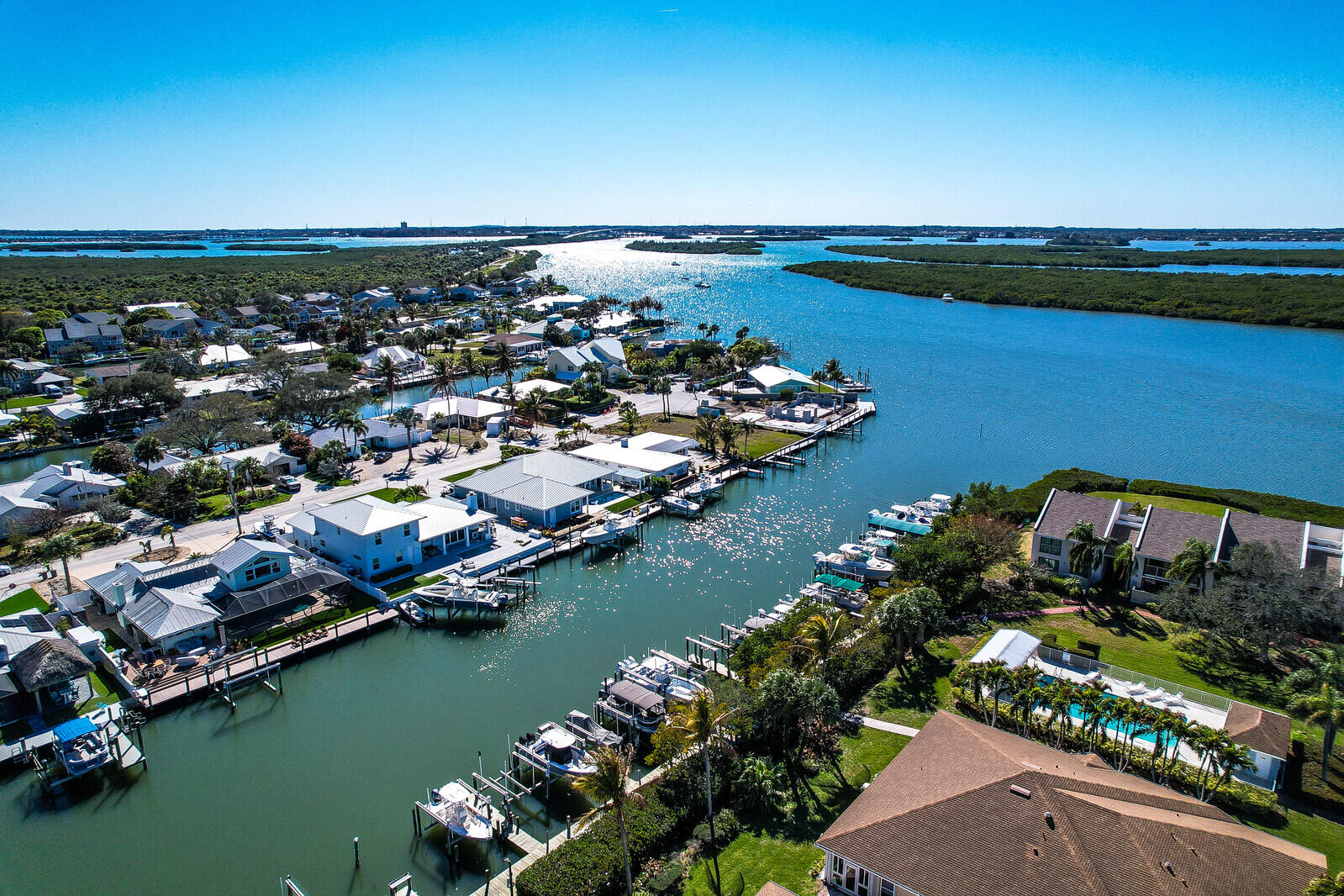 LAKESHORE AT SANDS, A CONDOMINIUM - Residential