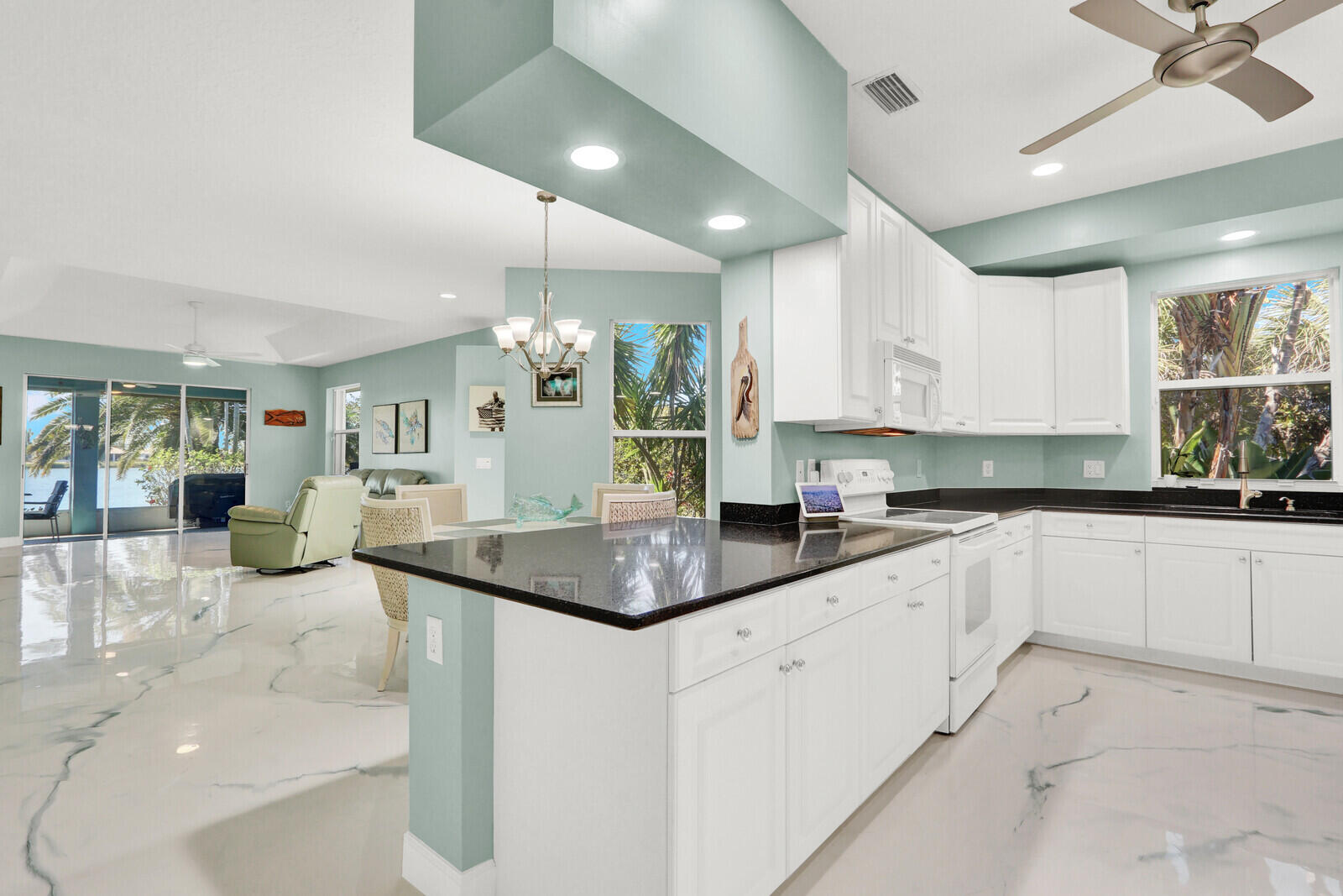 LAKESHORE AT SANDS, A CONDOMINIUM - Residential