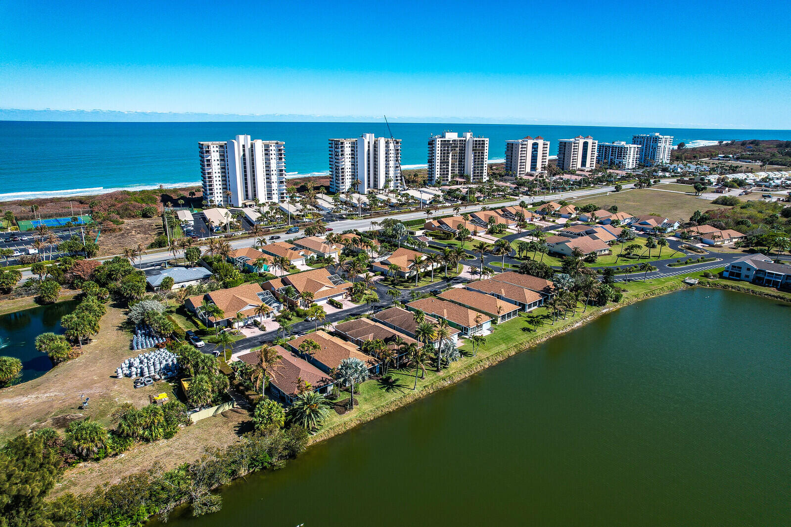 LAKESHORE AT SANDS, A CONDOMINIUM - Residential
