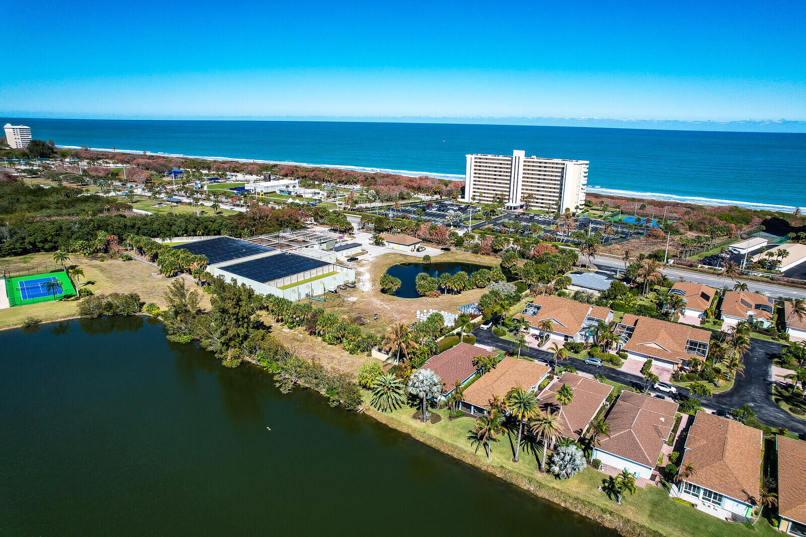 LAKESHORE AT SANDS, A CONDOMINIUM - Residential