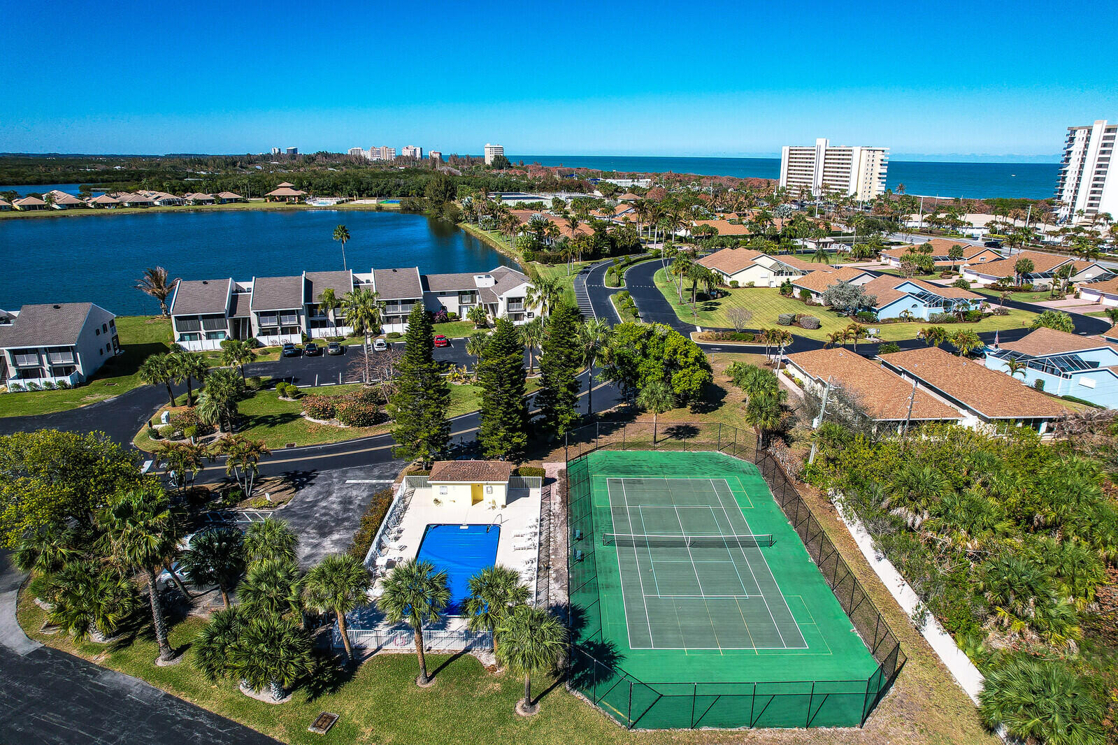 LAKESHORE AT SANDS, A CONDOMINIUM - Residential