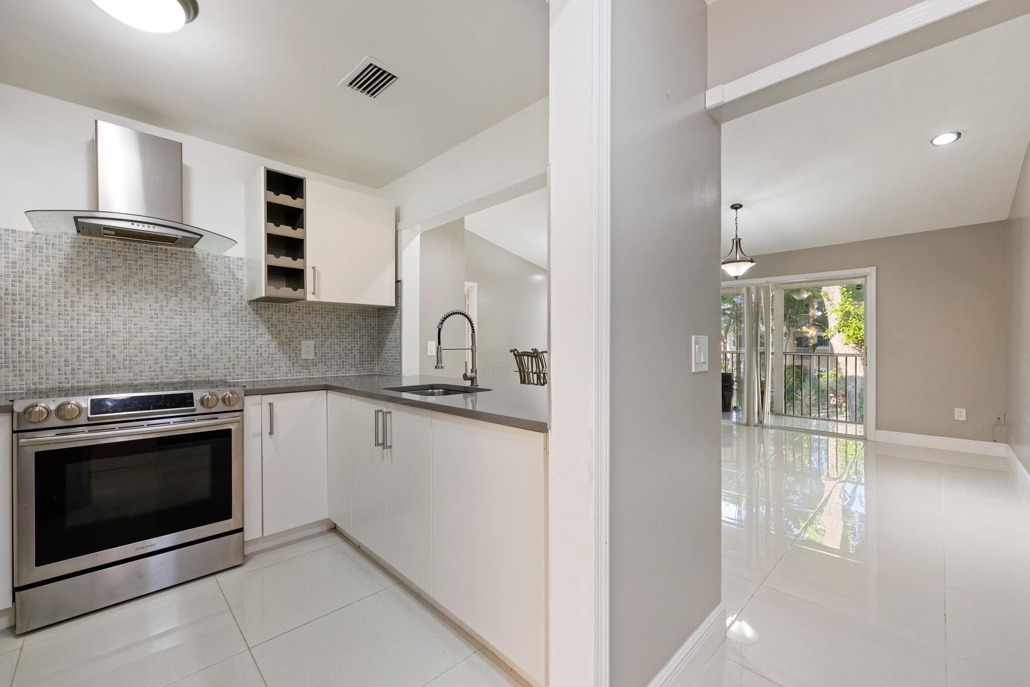 CHATEAU DE VILLE CONDO - Residential Lease