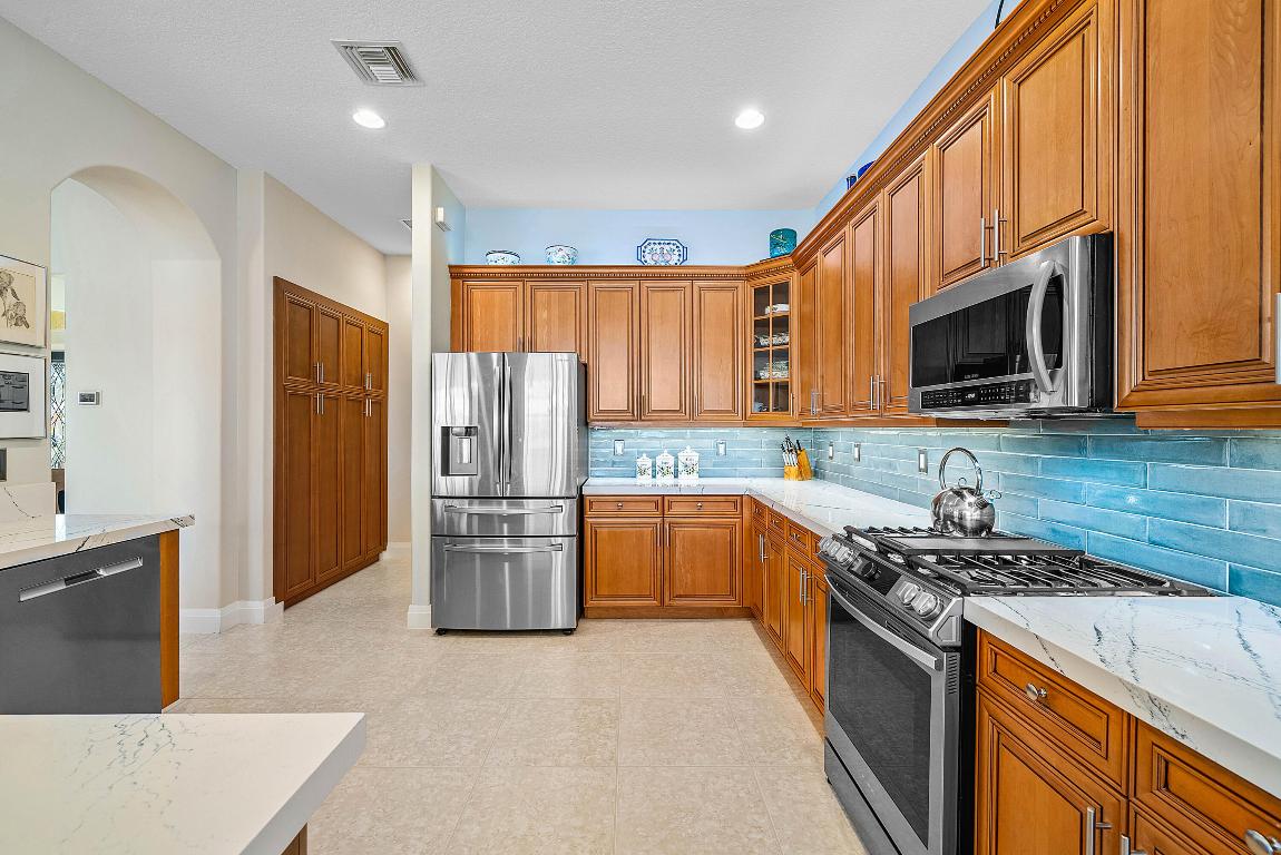 CEDAR CREEK RANCH - Residential