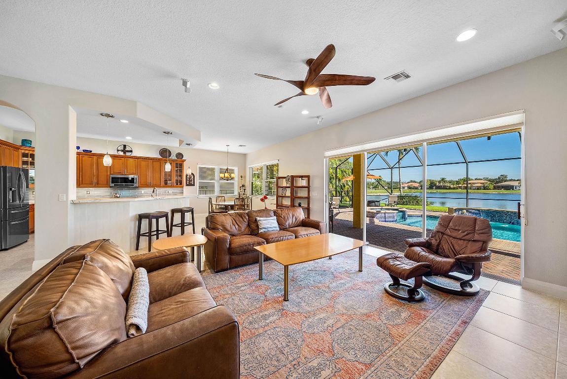 CEDAR CREEK RANCH - Residential