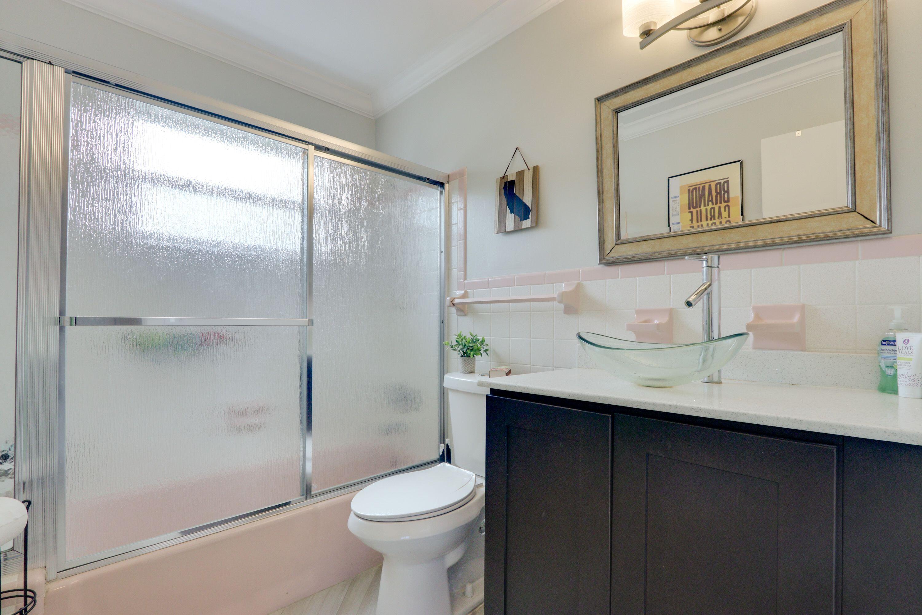 SHOREWOOD - Residential Lease