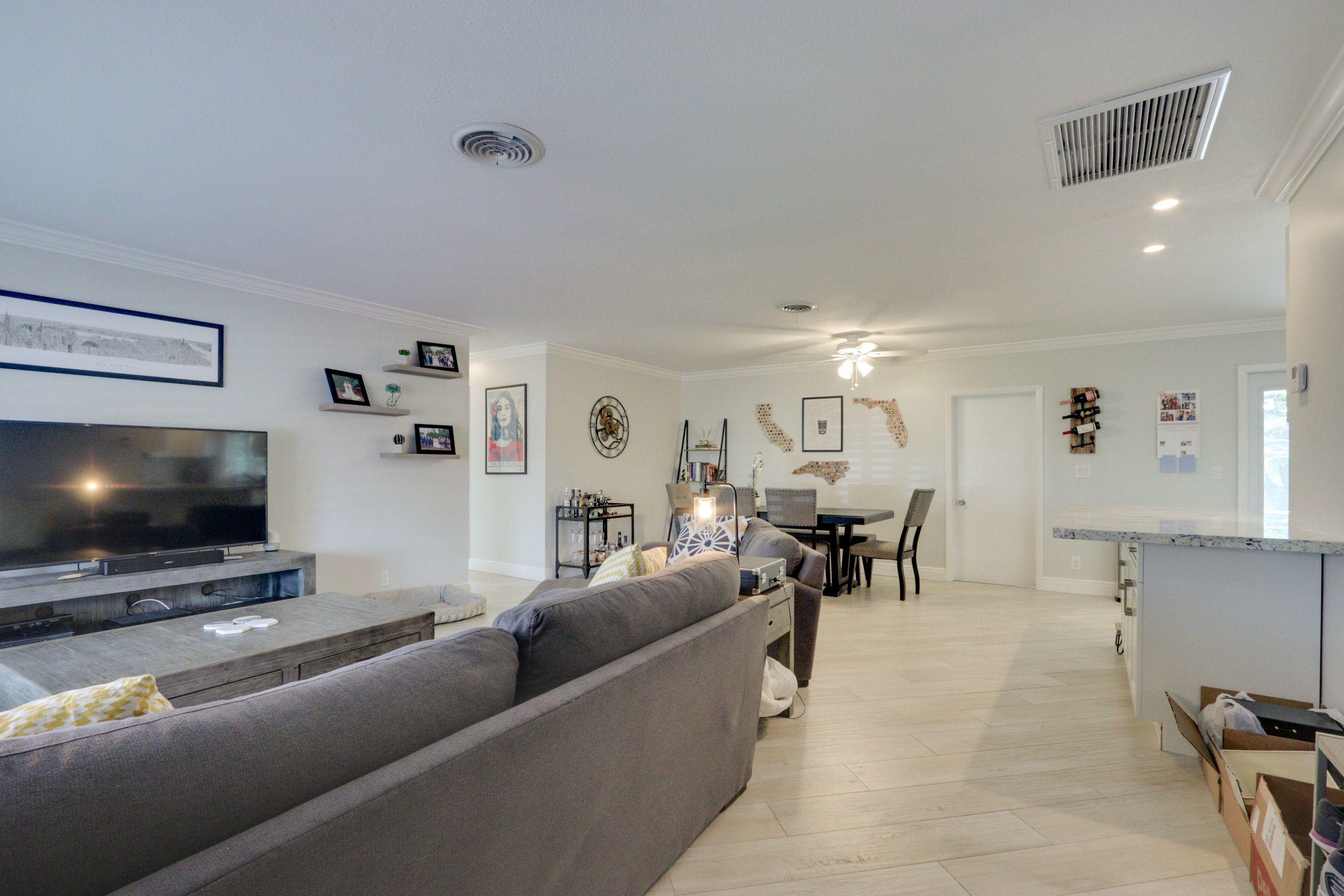 SHOREWOOD - Residential Lease