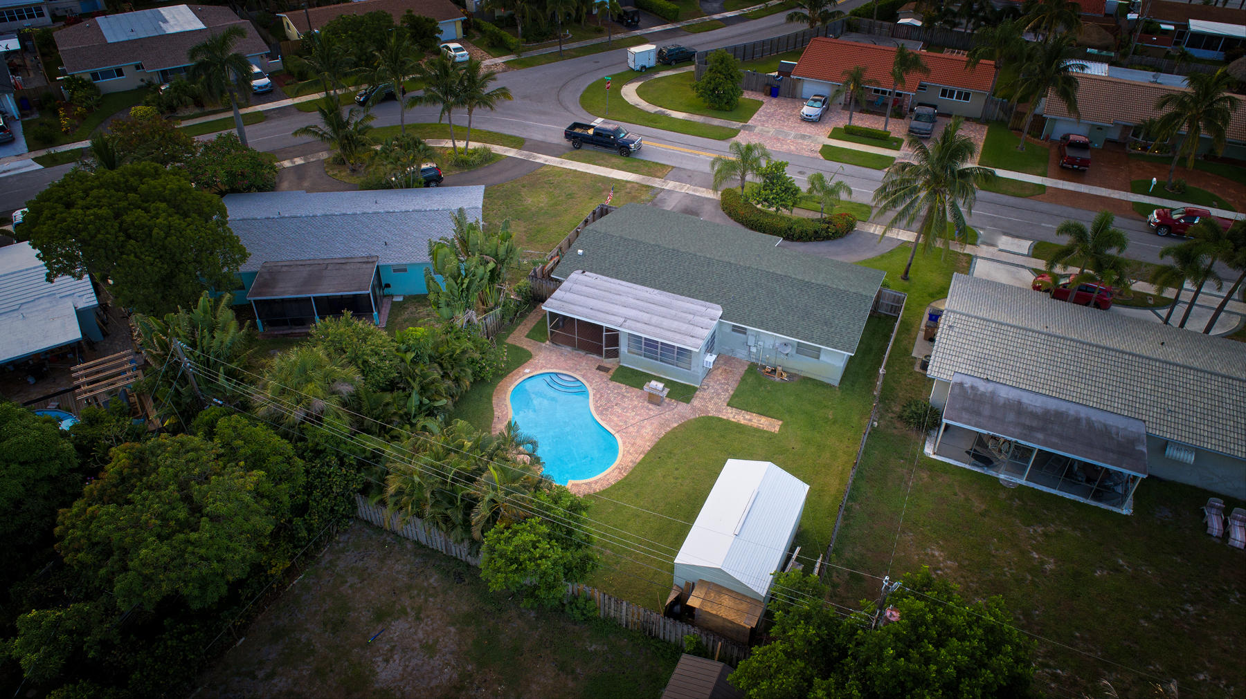 SHOREWOOD - Residential Lease