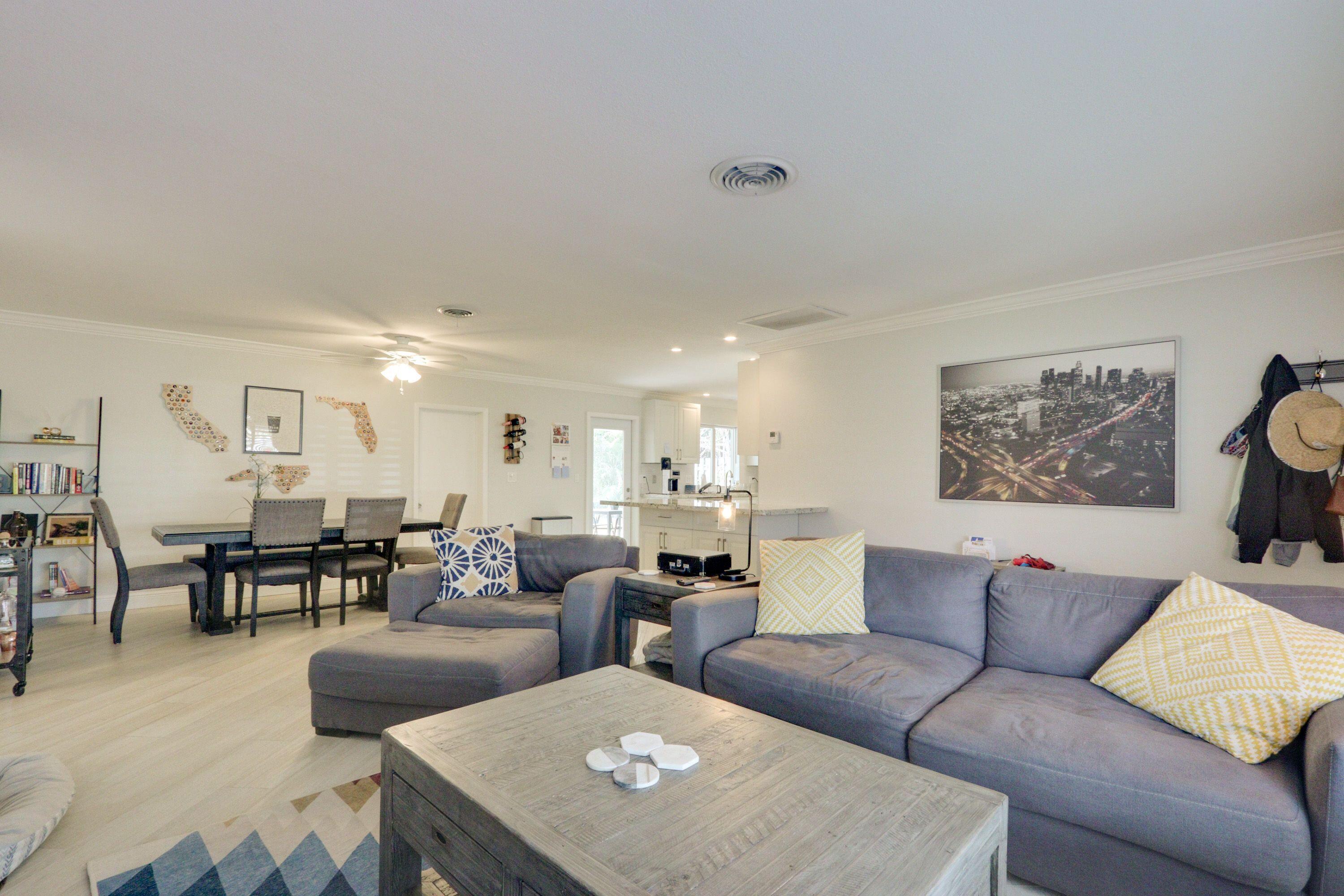 SHOREWOOD - Residential Lease