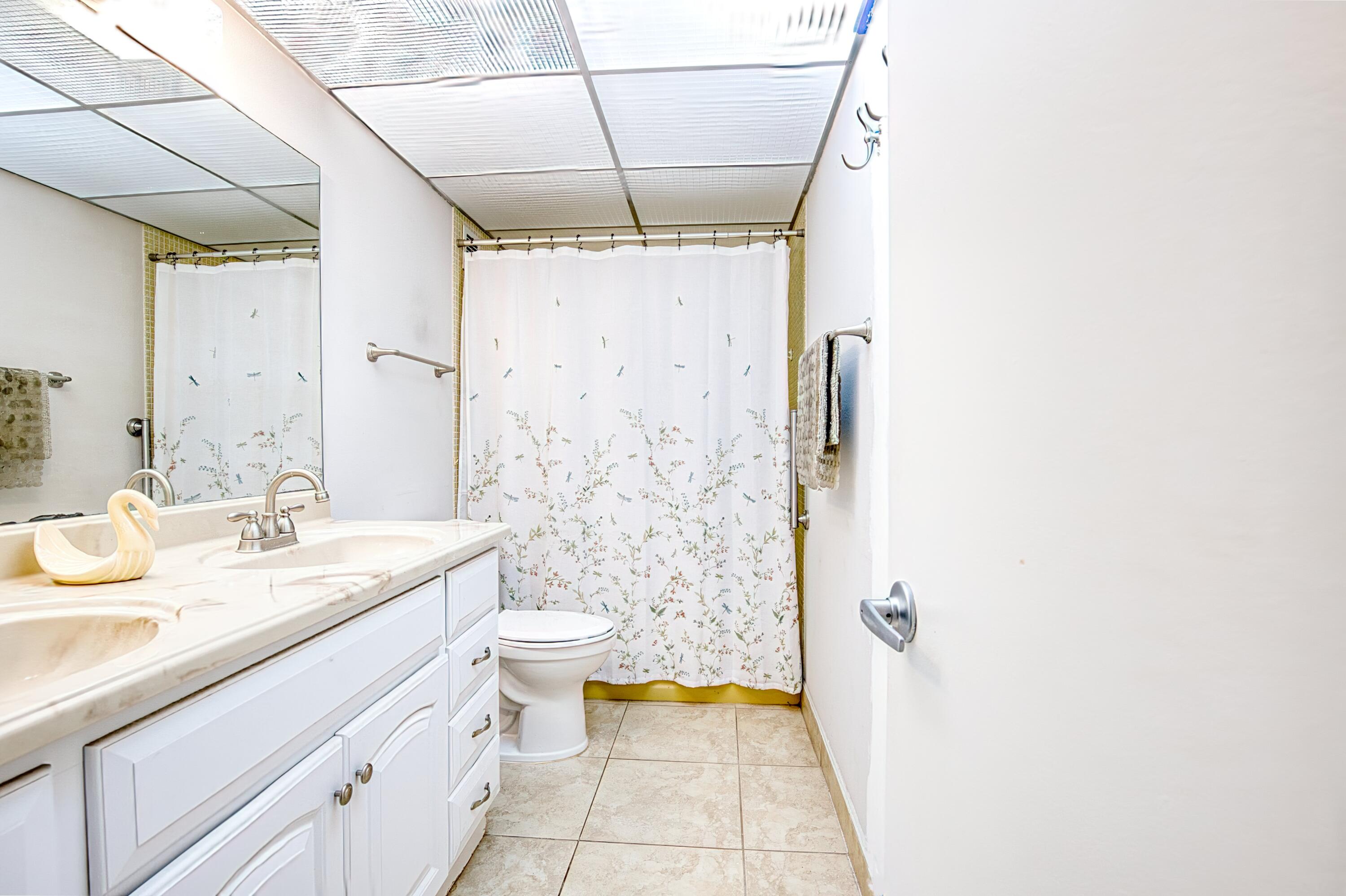 POMPANO BEACH CLUB CONDO - Residential Lease
