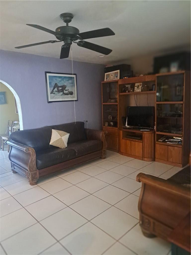 Lauderdale Lakes North Ga - Residential