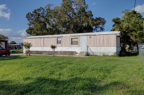 A home in Okeechobee