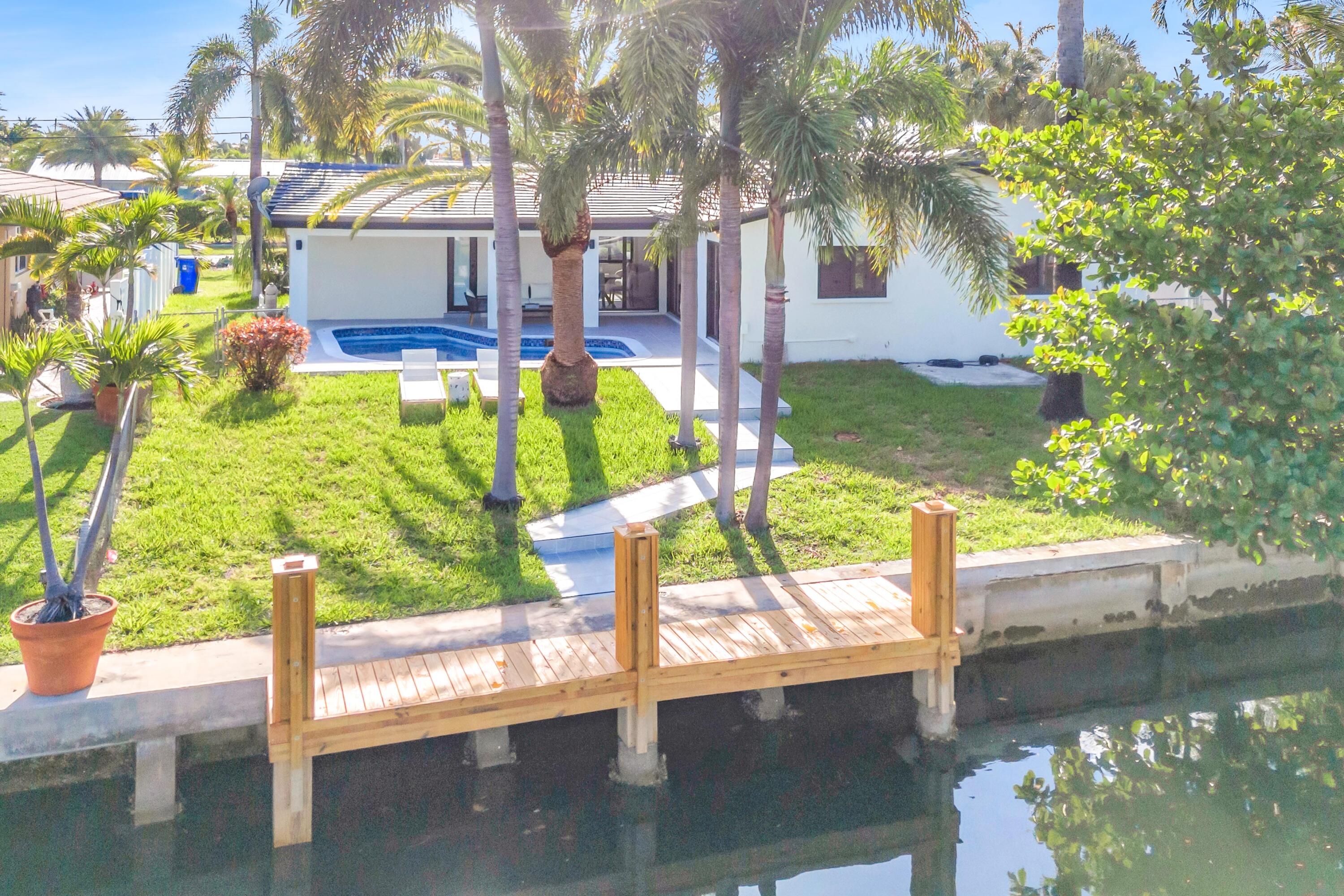 CYPRESS LAKE ESTATES - Residential