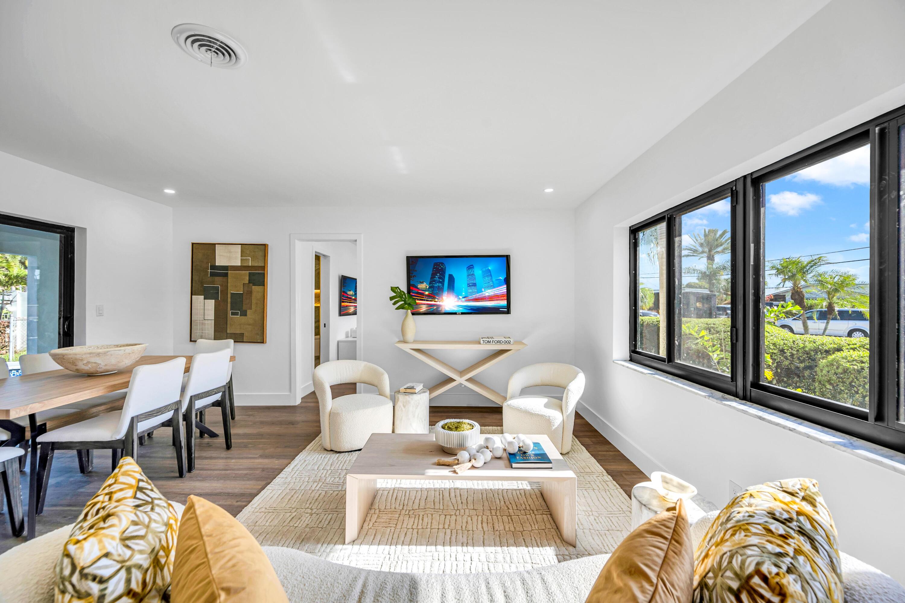 CYPRESS LAKE ESTATES - Residential