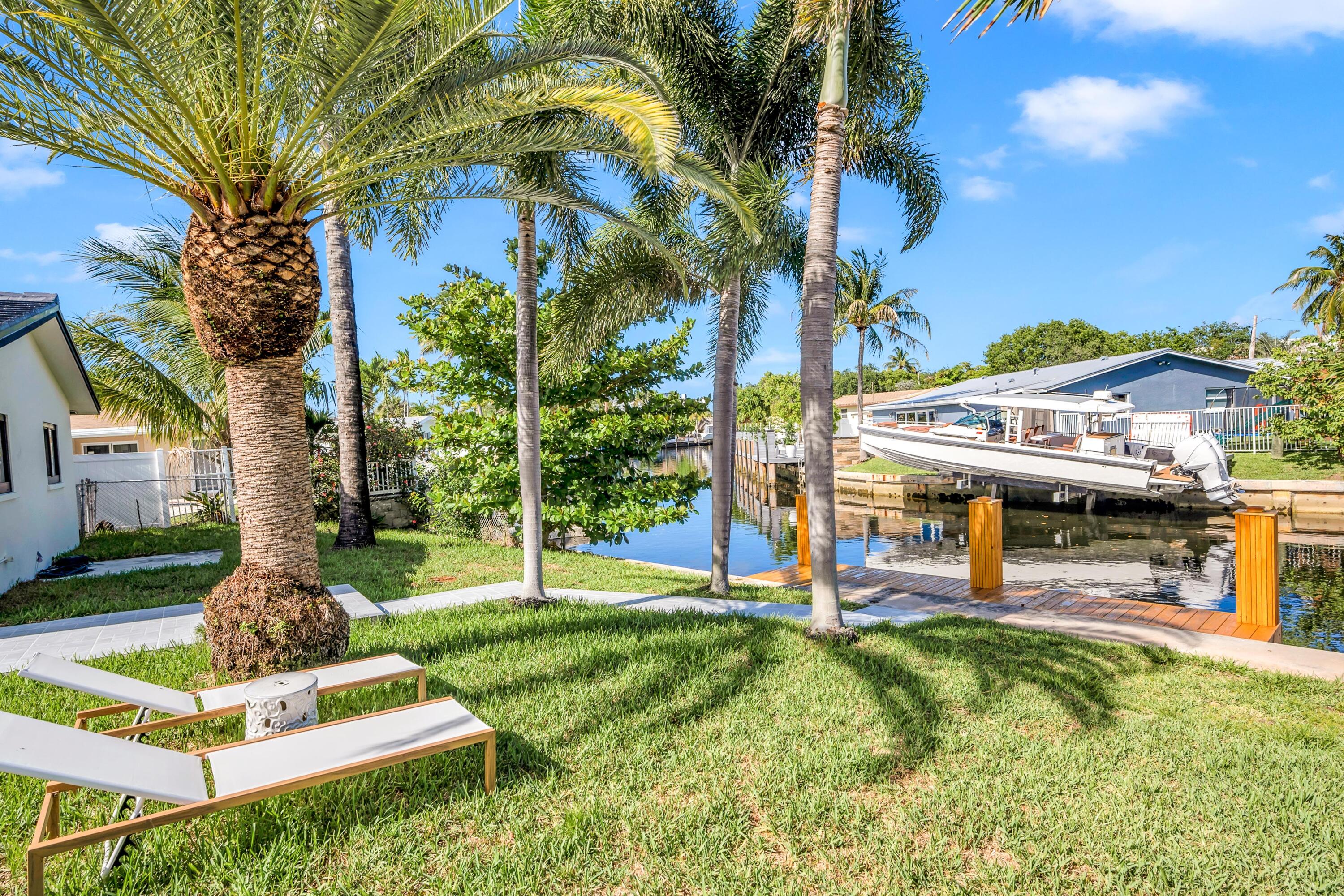 CYPRESS LAKE ESTATES - Residential