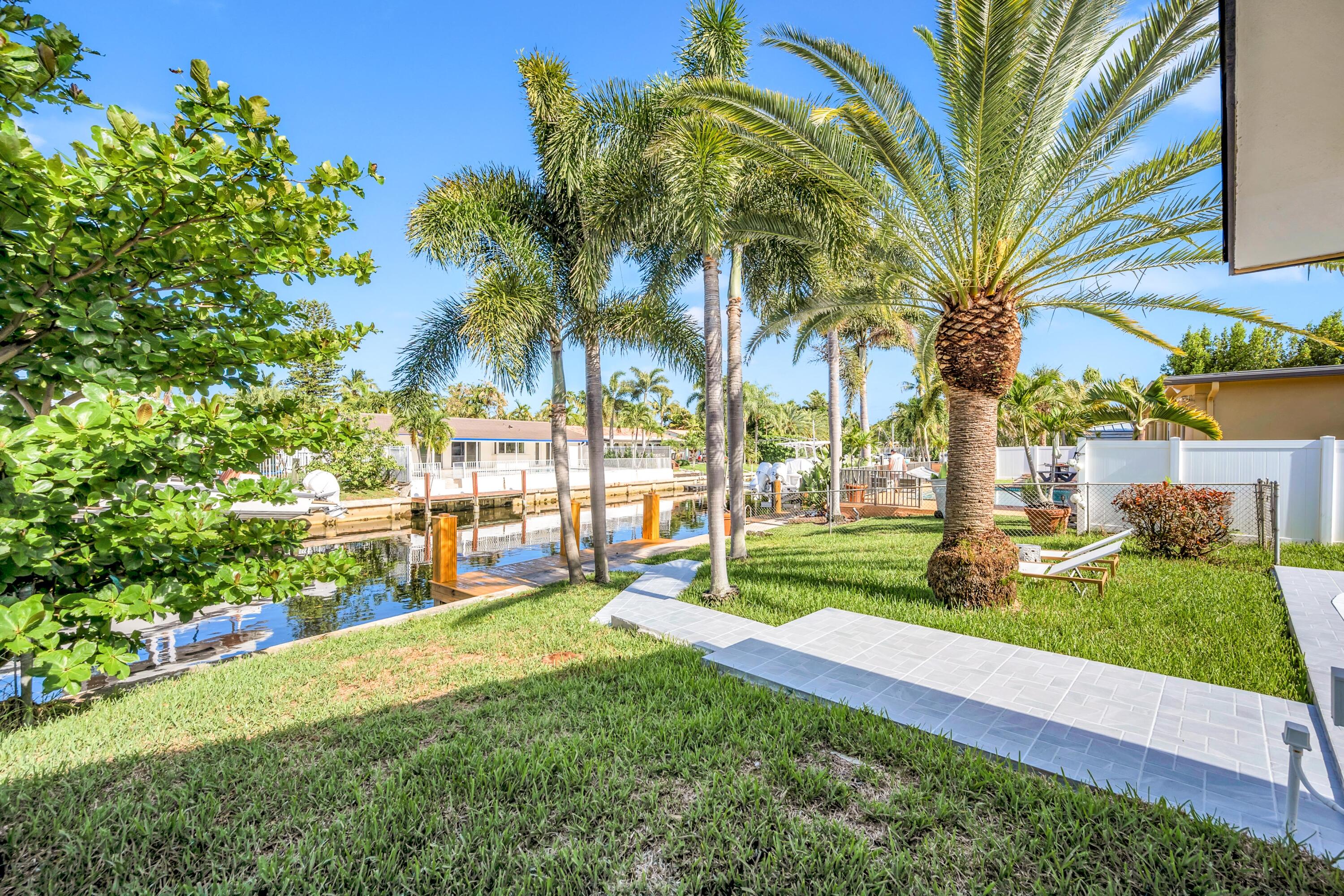 CYPRESS LAKE ESTATES - Residential