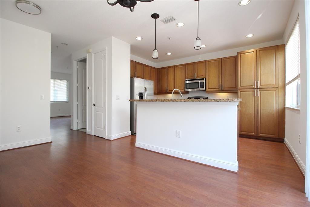 3830 NW 5th Ter