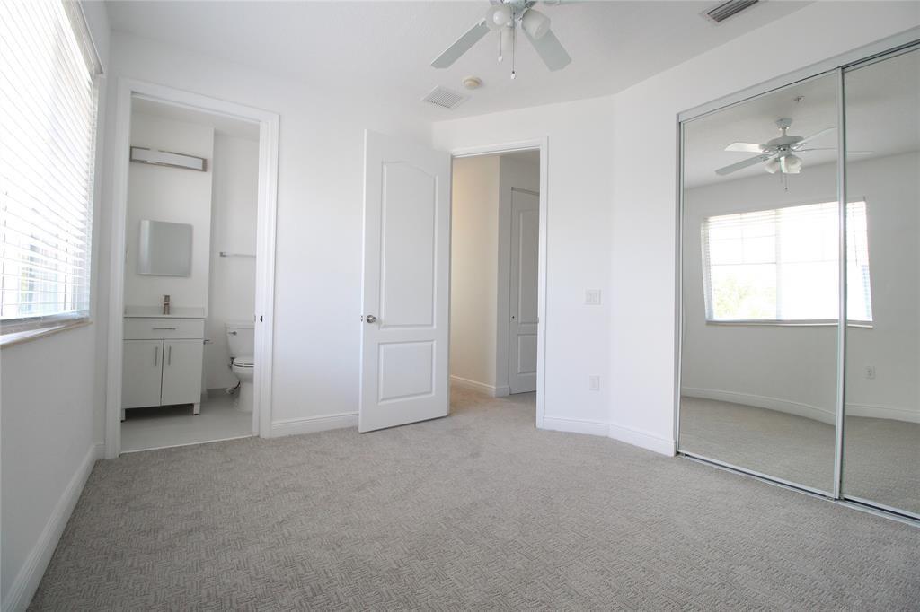 3830 NW 5th Ter
