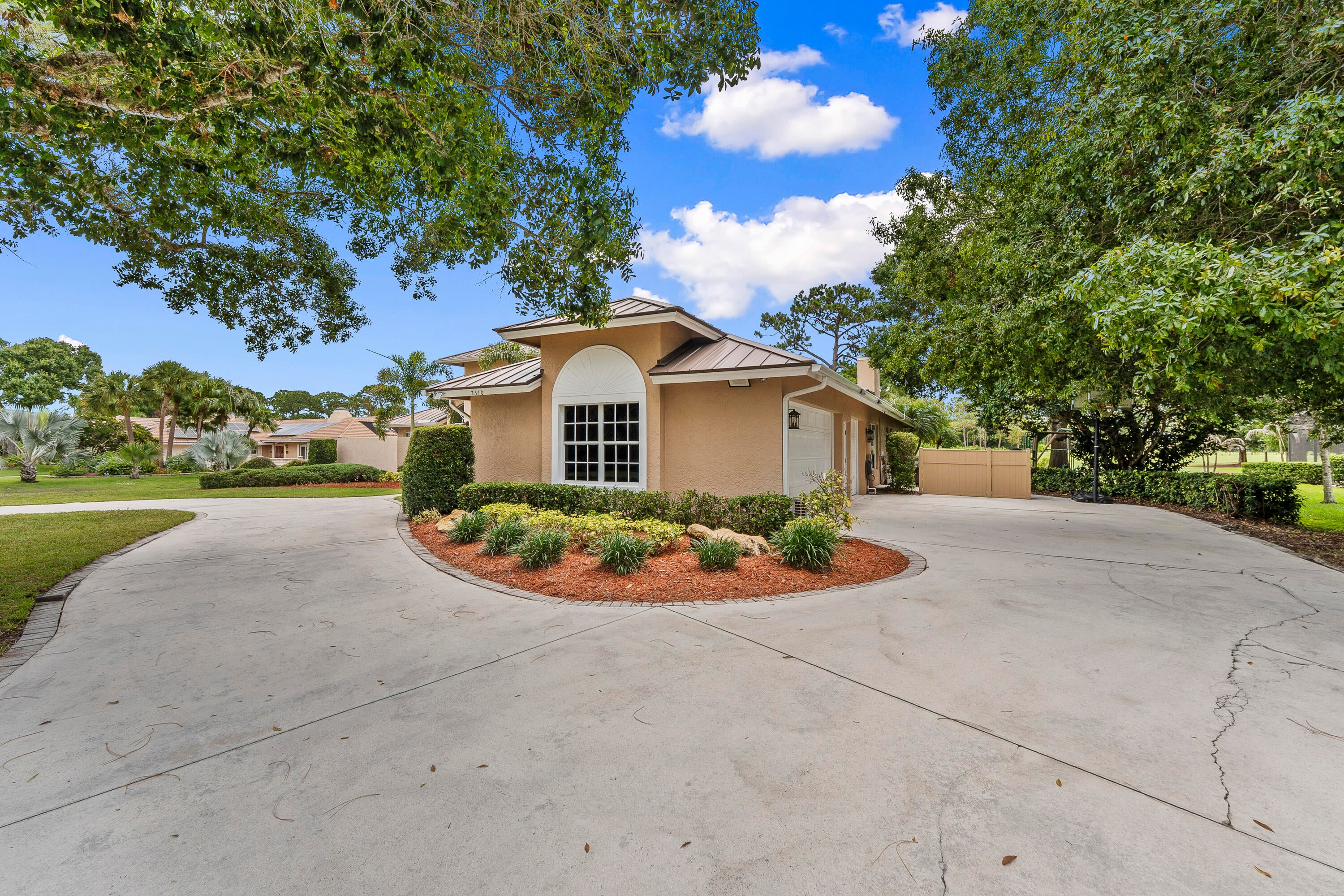 7310 Reserve Creek Drive