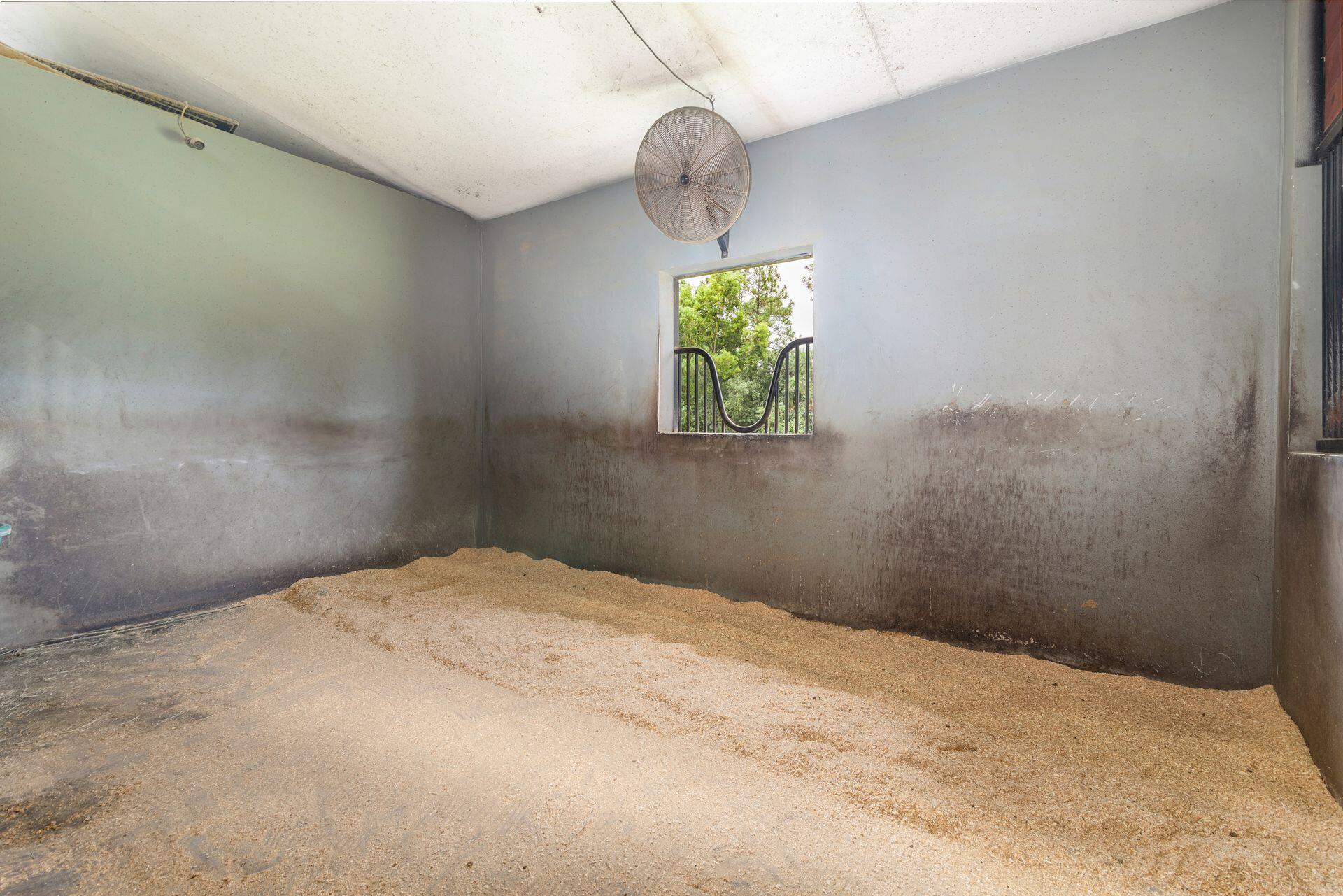 LOXAHATCHEE GROVES - Residential