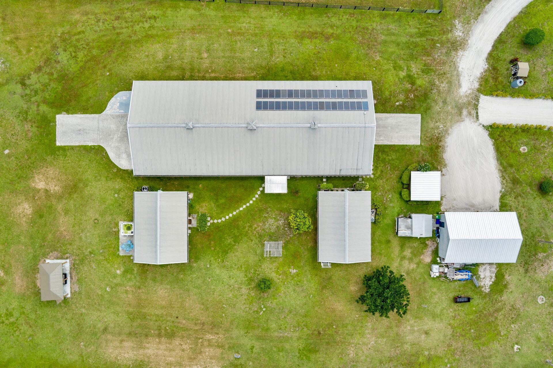 LOXAHATCHEE GROVES - Residential