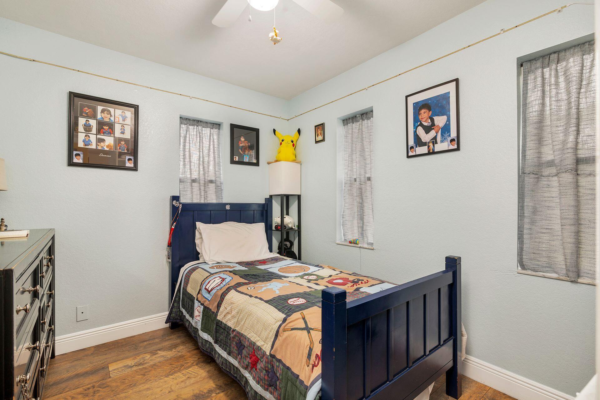 LOXAHATCHEE GROVES - Residential