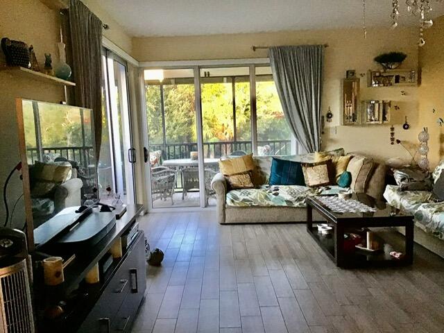 LONGWOOD 1 CONDO - Residential