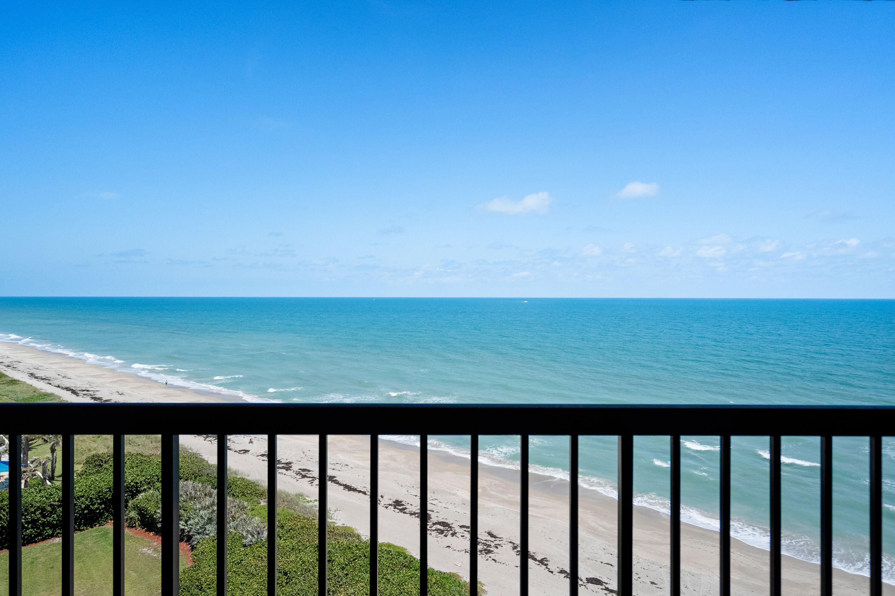 ISLAND DUNES OCEANSIDE CONDOMINIUM II - Residential