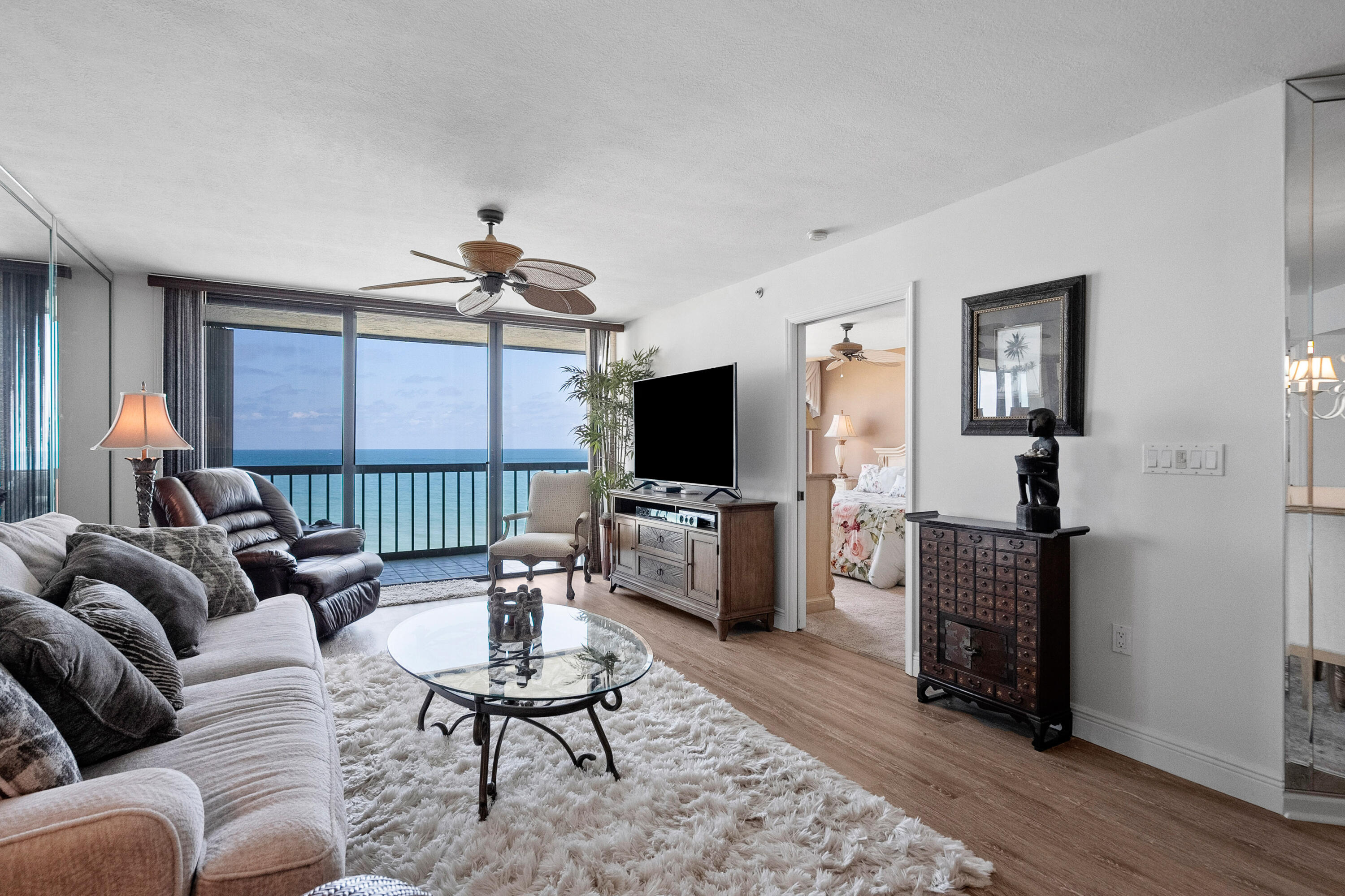 ISLAND DUNES OCEANSIDE CONDOMINIUM II - Residential