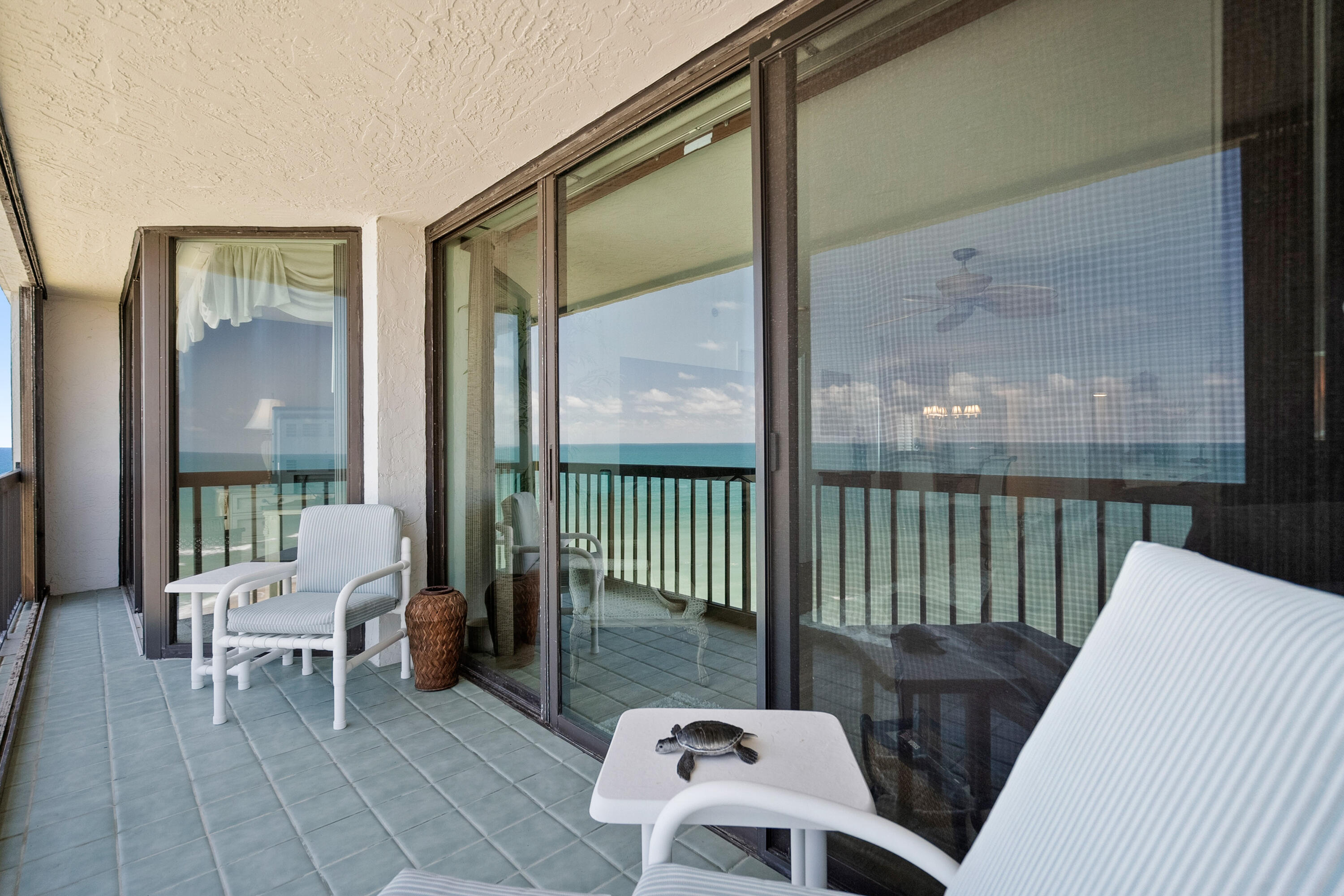 ISLAND DUNES OCEANSIDE CONDOMINIUM II - Residential