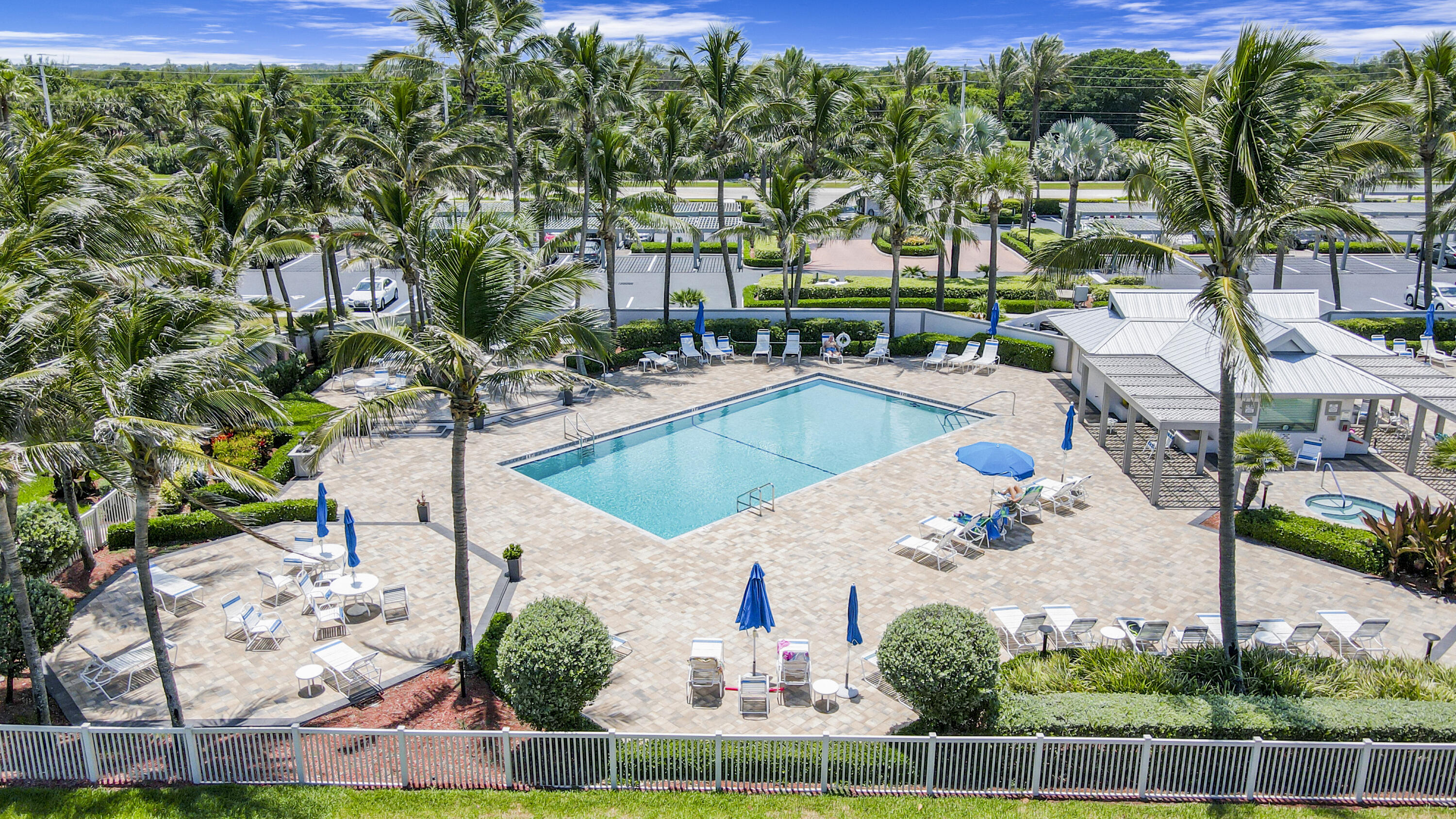 ISLAND DUNES OCEANSIDE CONDOMINIUM II - Residential