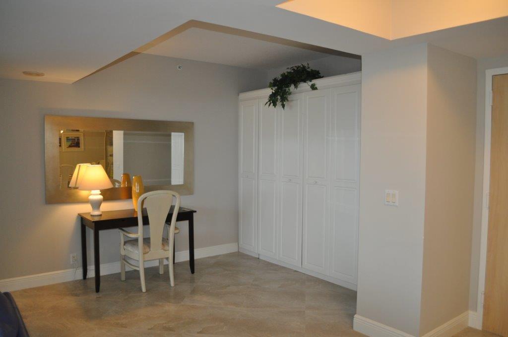 L'Hermitage I Condo - Residential Lease