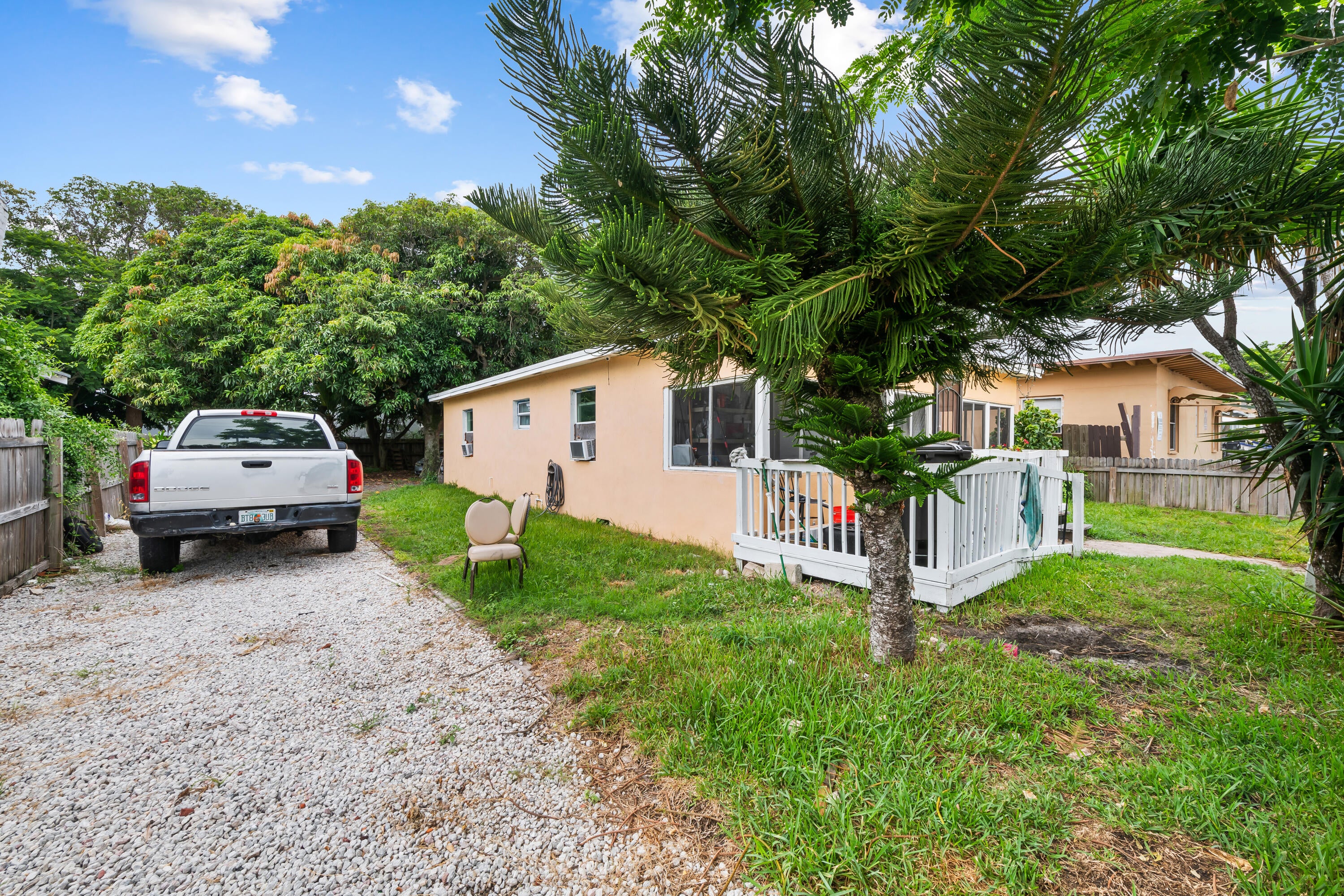 728 22ND Street, West Palm Beach FL 33407