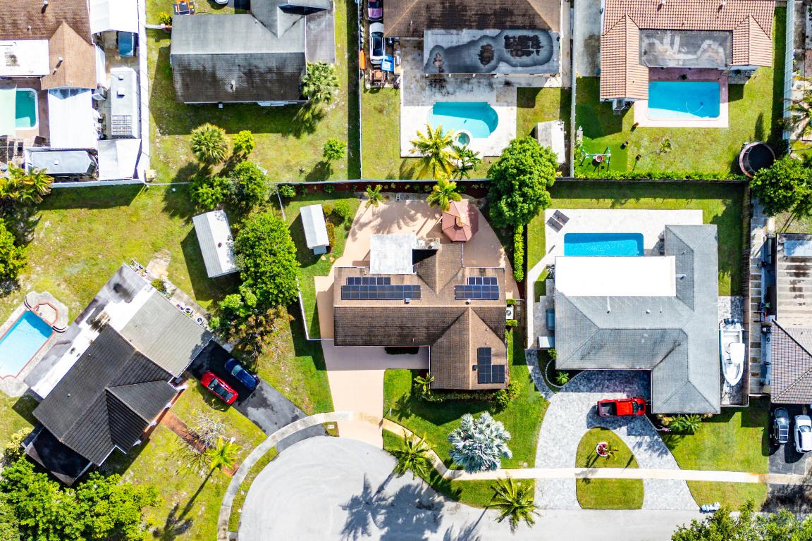 PLANTATION LANDINGS - Residential