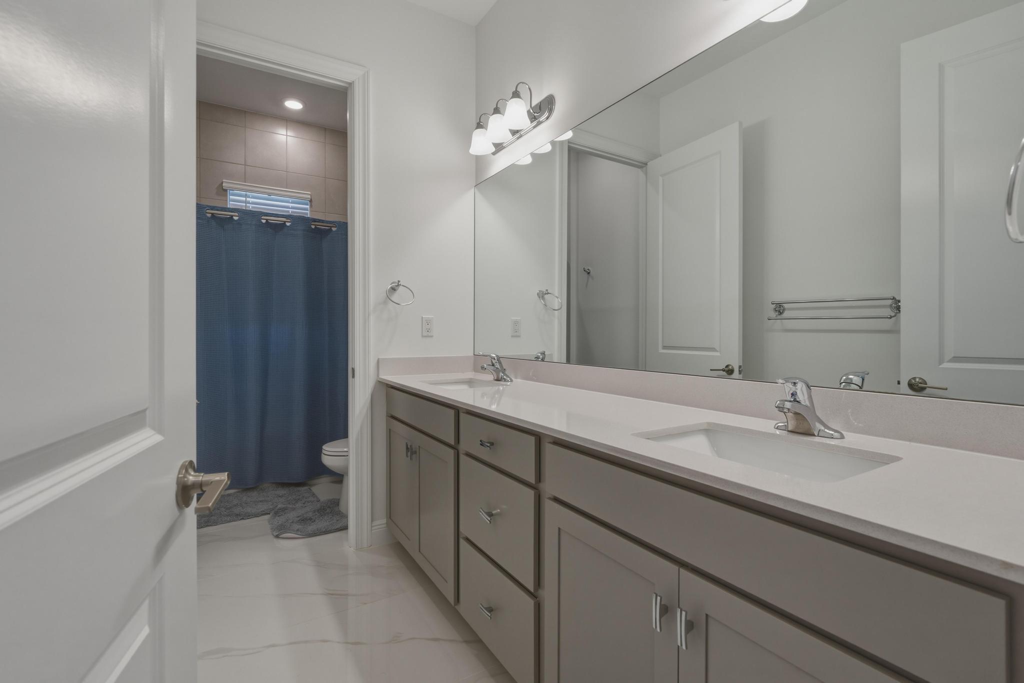 PARKLAND BAY - Residential