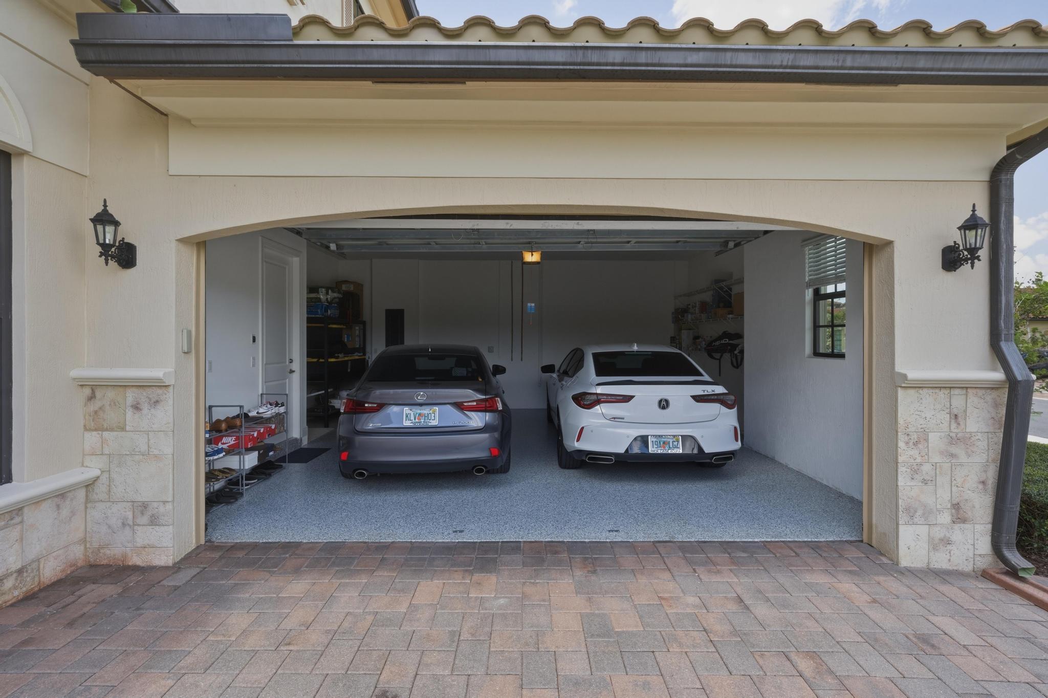 PARKLAND BAY - Residential